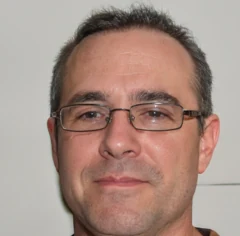 Radu Mihalcea, analist de jocuri crash